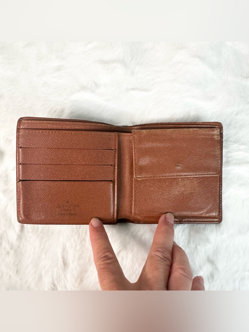 *LOUIS VUITTON* Marco Monogram Leather Men's Wallet - Picture 3 of 12